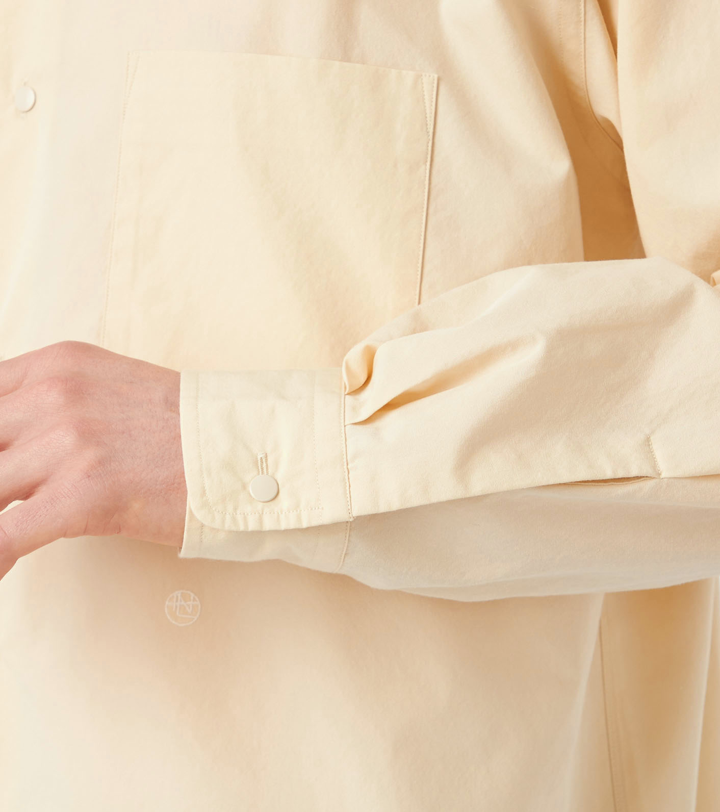 Regular Collar Wind Shirt