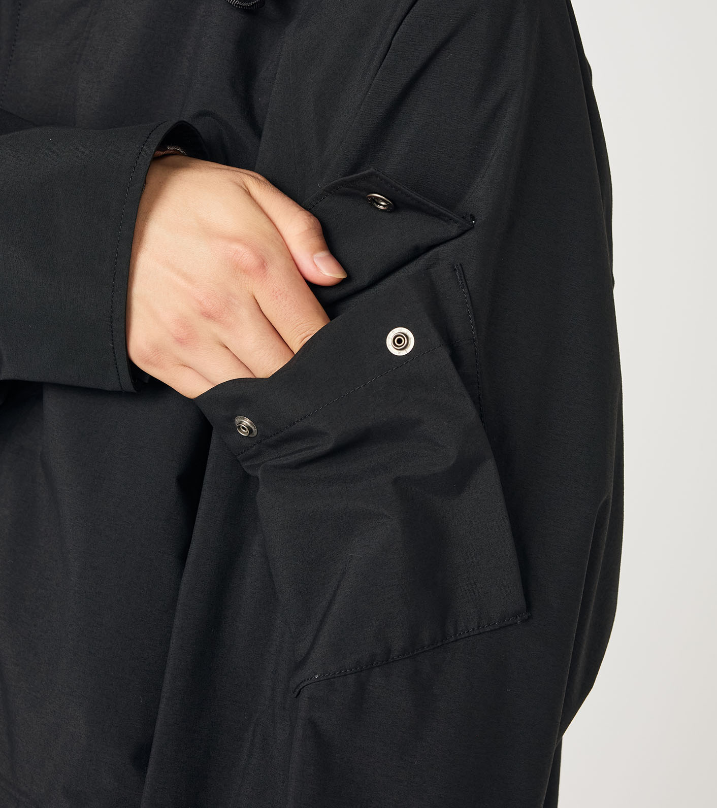 2L NYLON GORE-TEX Cruiser Coat