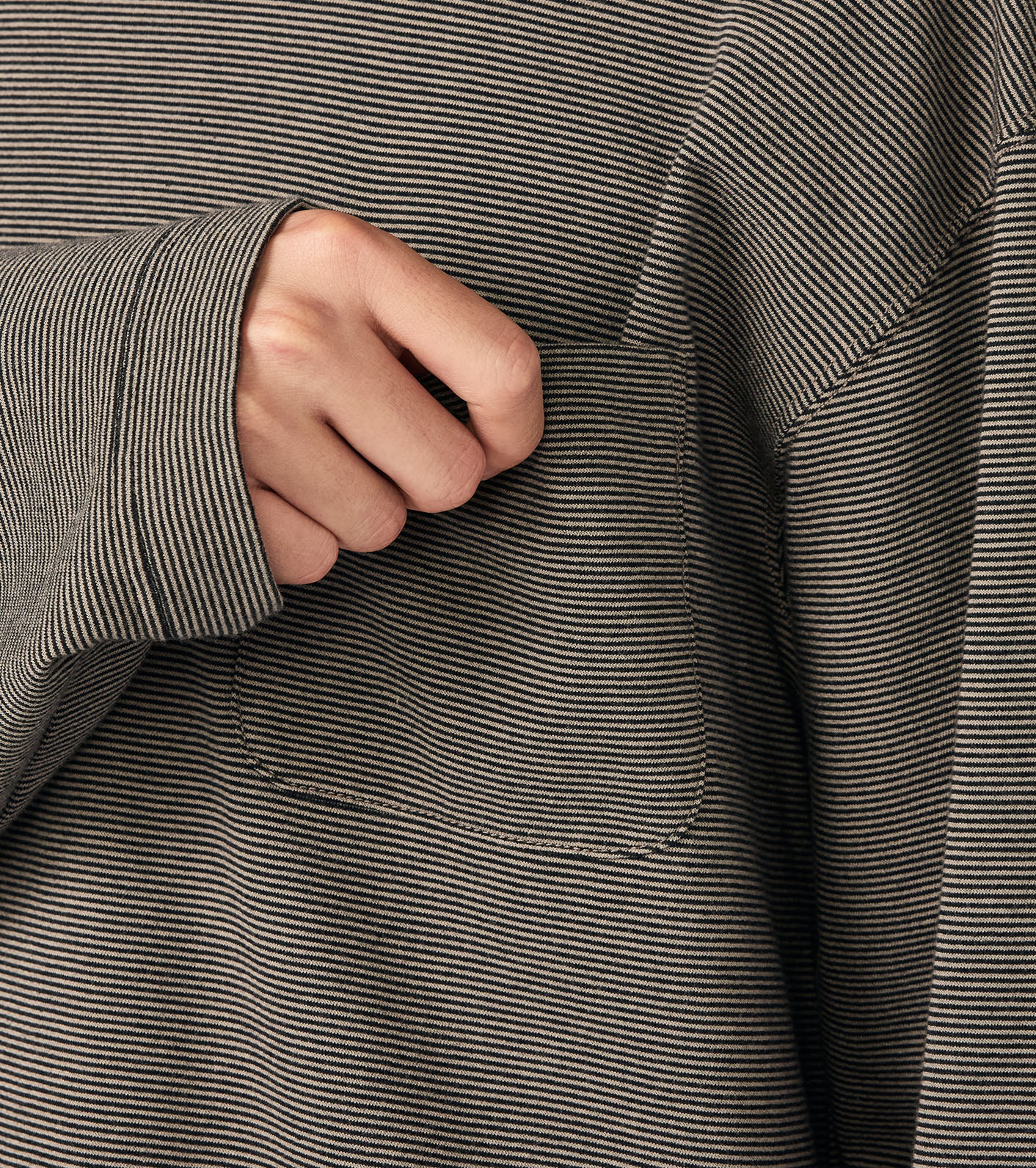 Micro Stripe Pocket L/S Tee