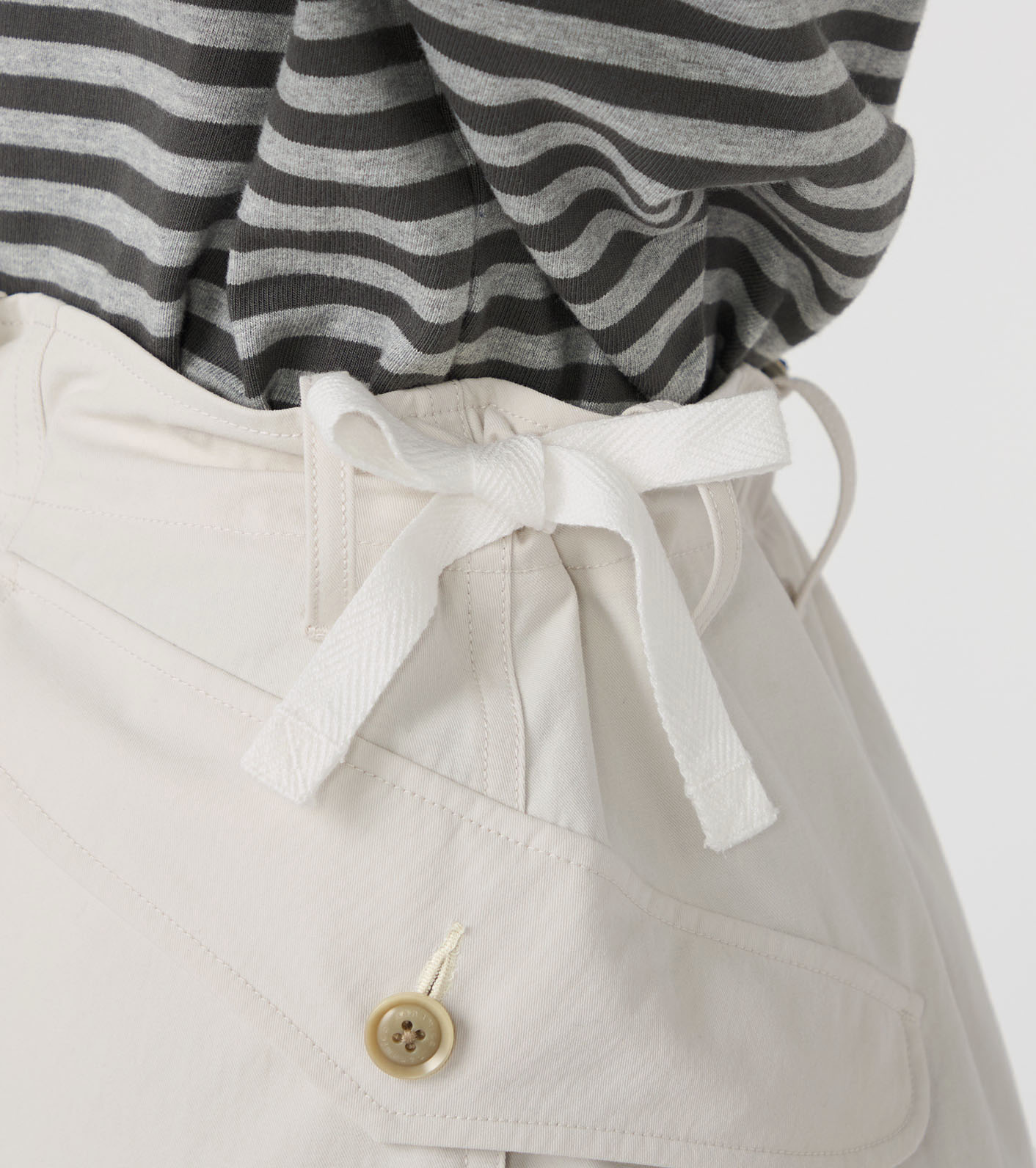 Relaxed Fit Cargo Skirt