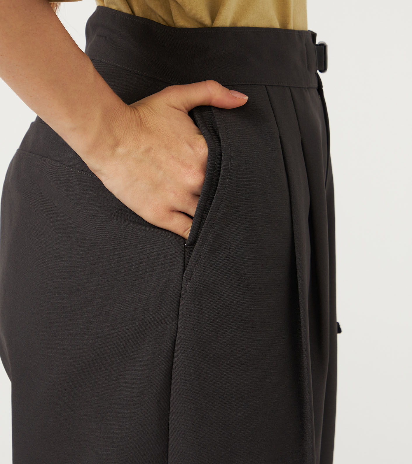 Polyester Tropical Field Tuck Pants