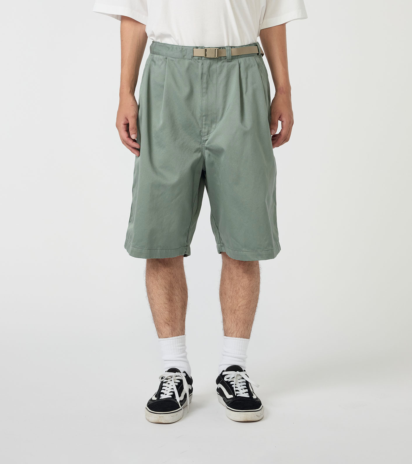 Chino Tuck Field Shorts