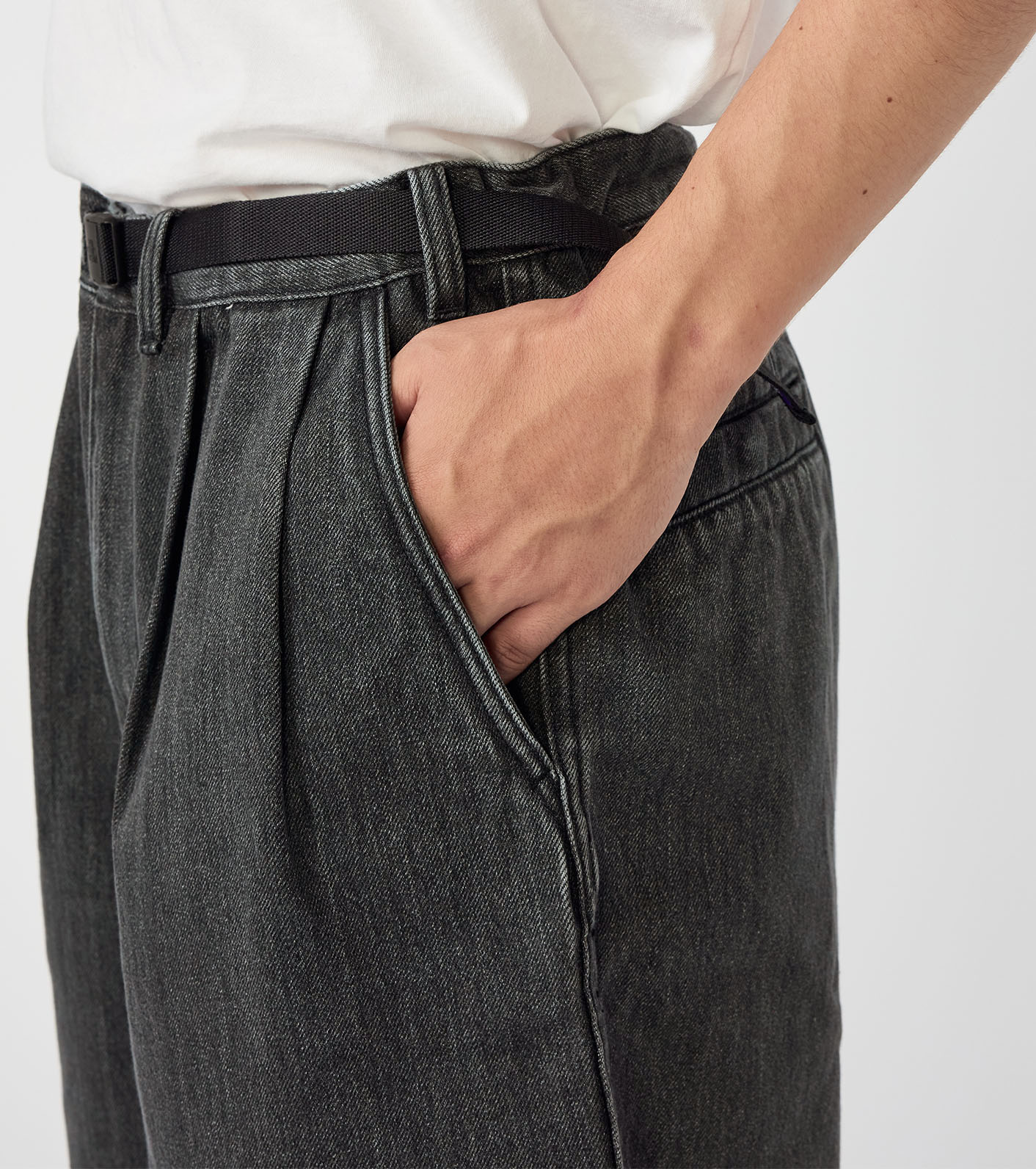 Denim Tuck Field Shorts