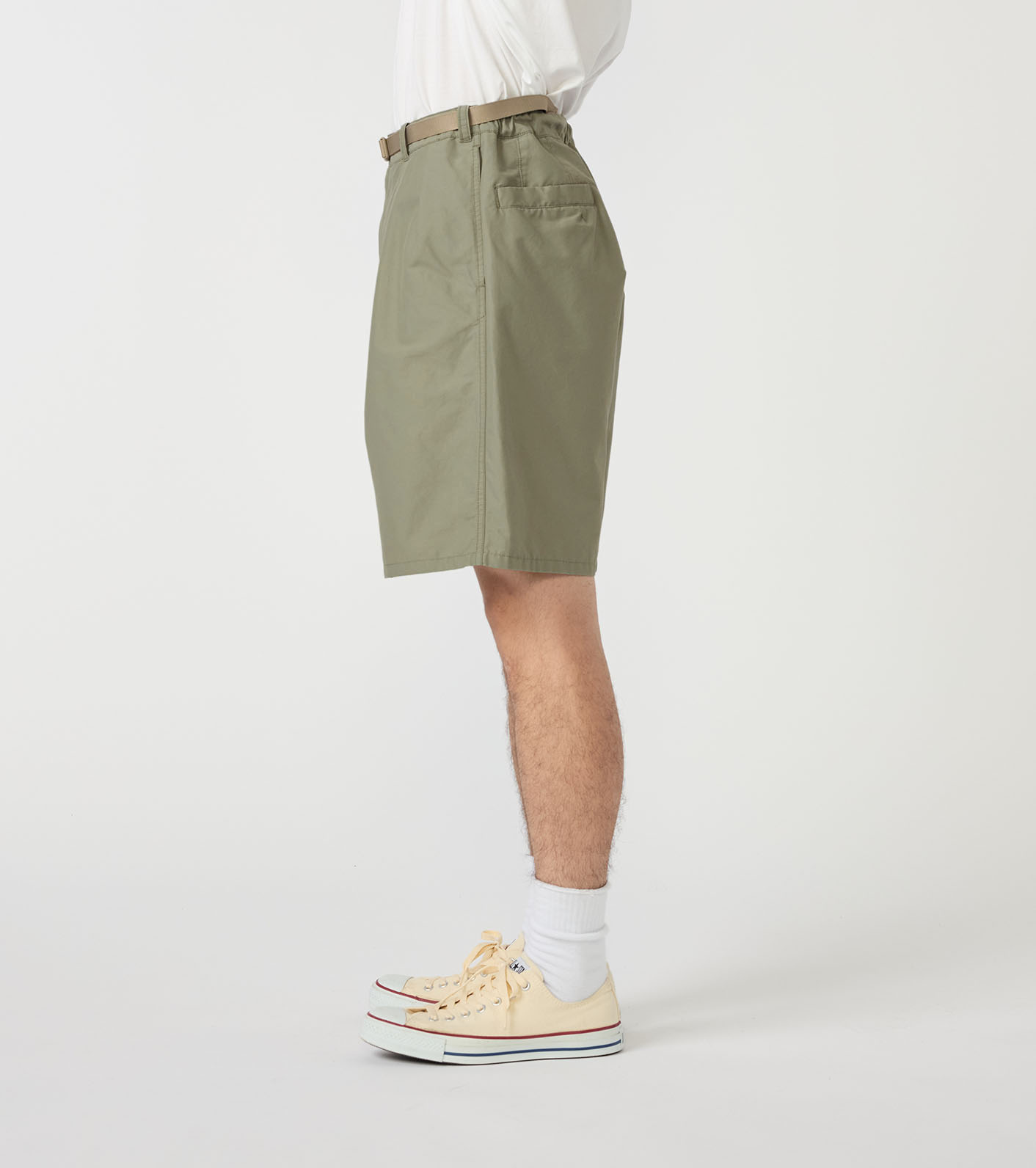 Double Peak Tuck Field Shorts