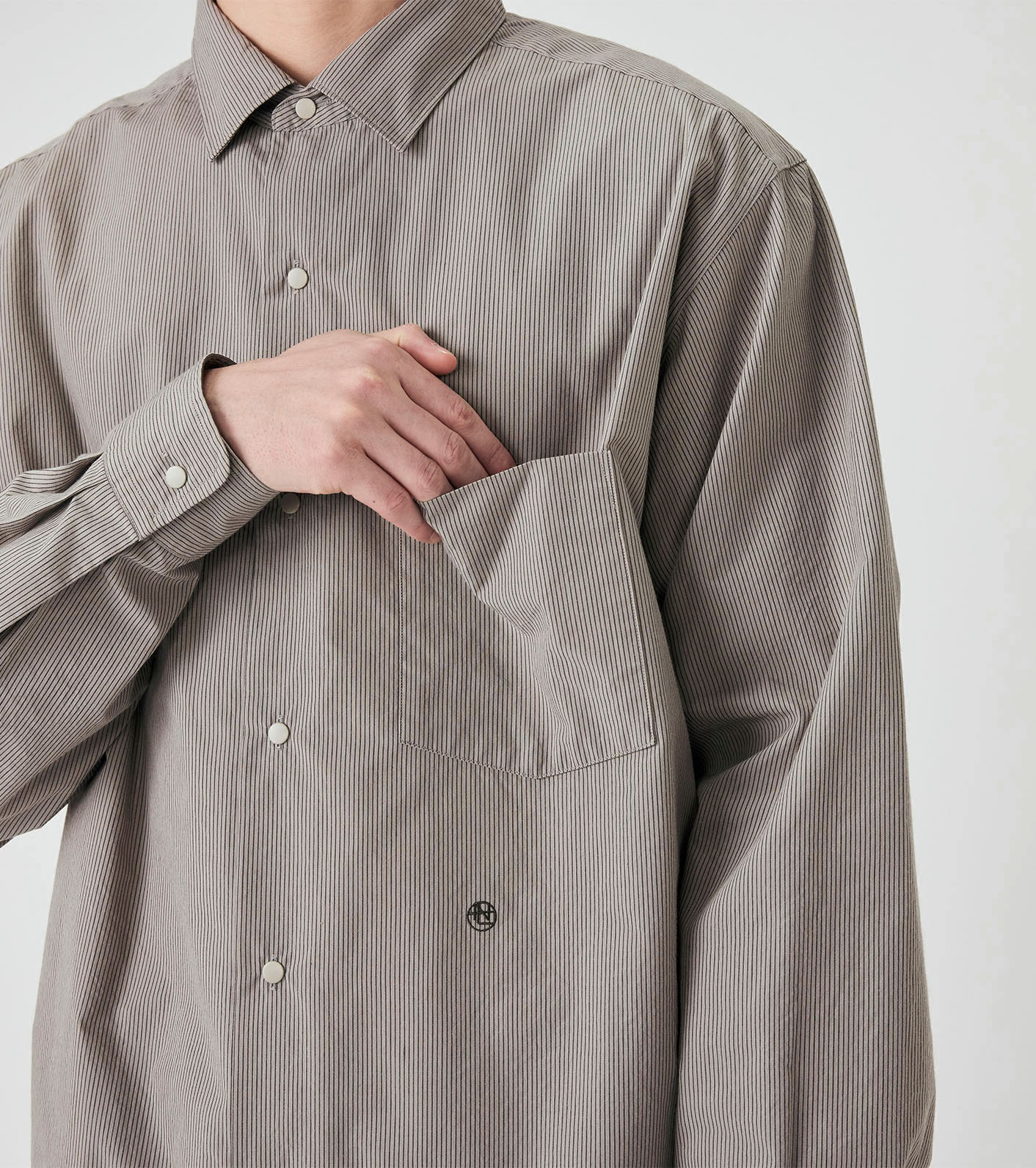 Regular Collar Striped Wind Shirt