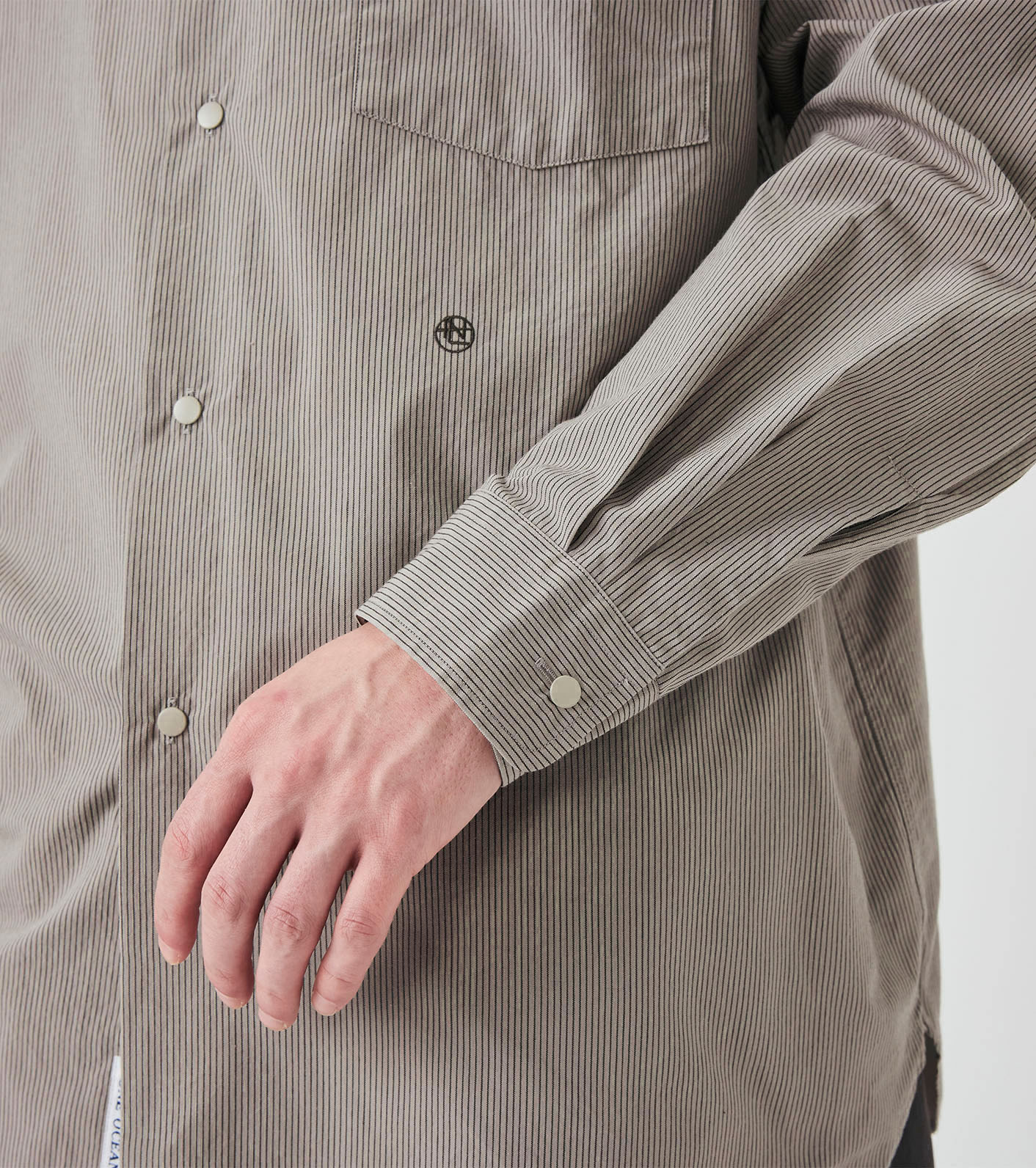 Regular Collar Striped Wind Shirt