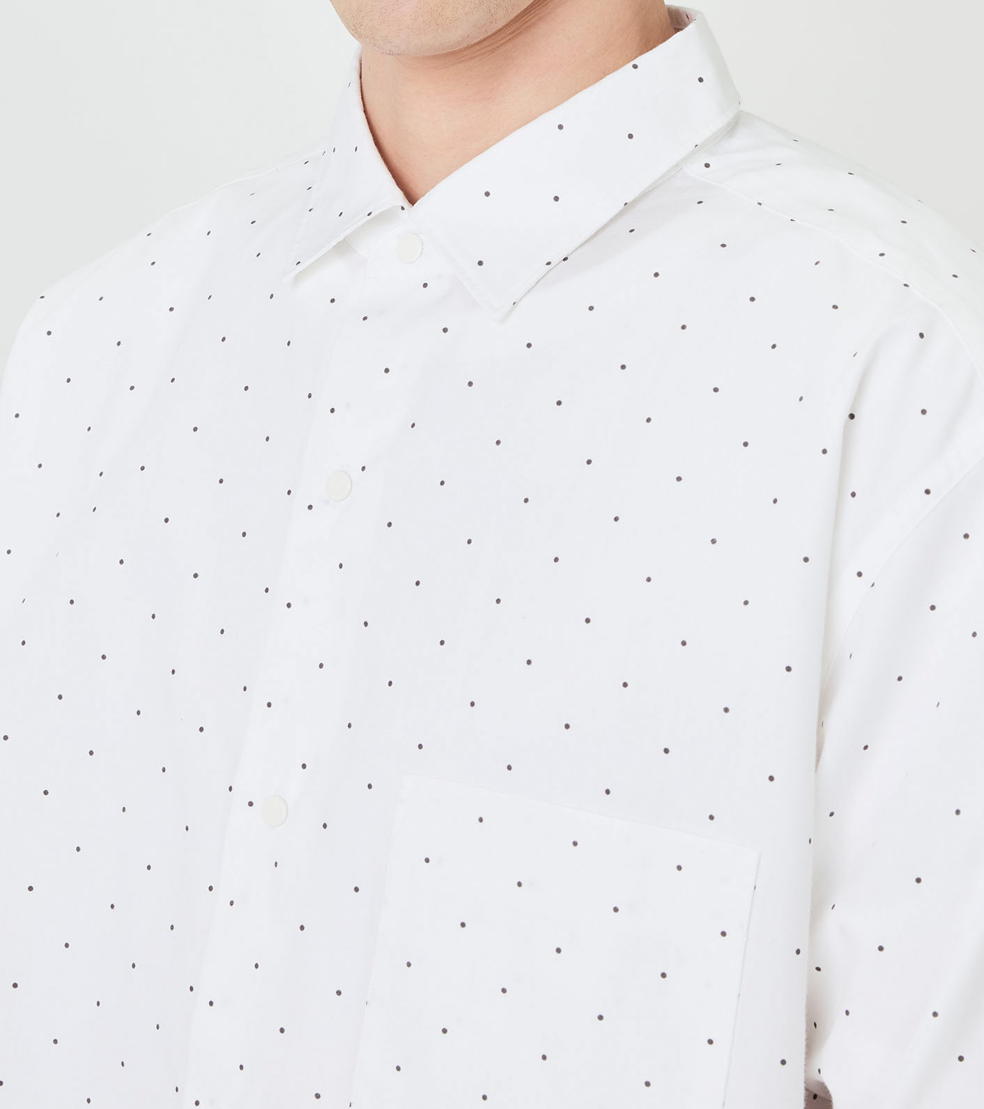 Regular Collar Dot Wind Shirt