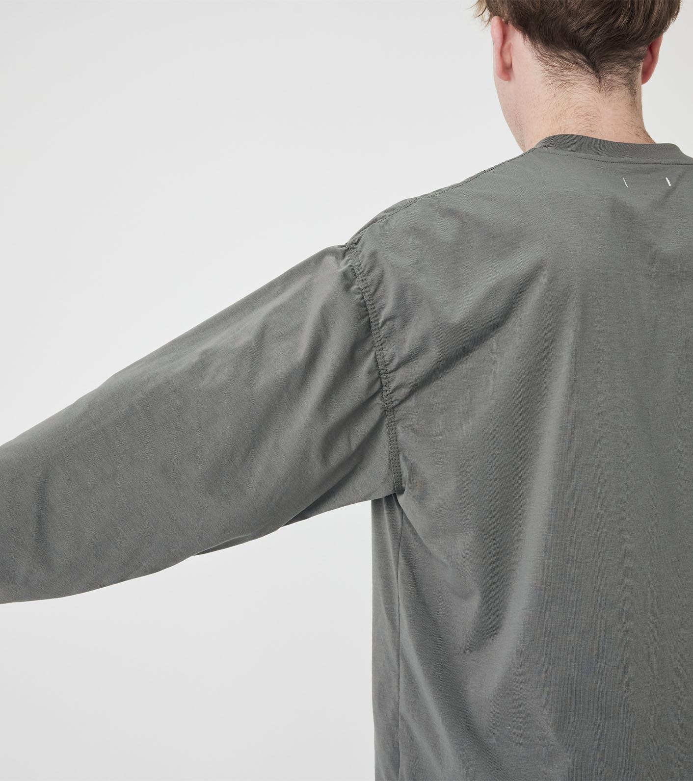 OOAL Polyester Jersey Long Sleeve Tee