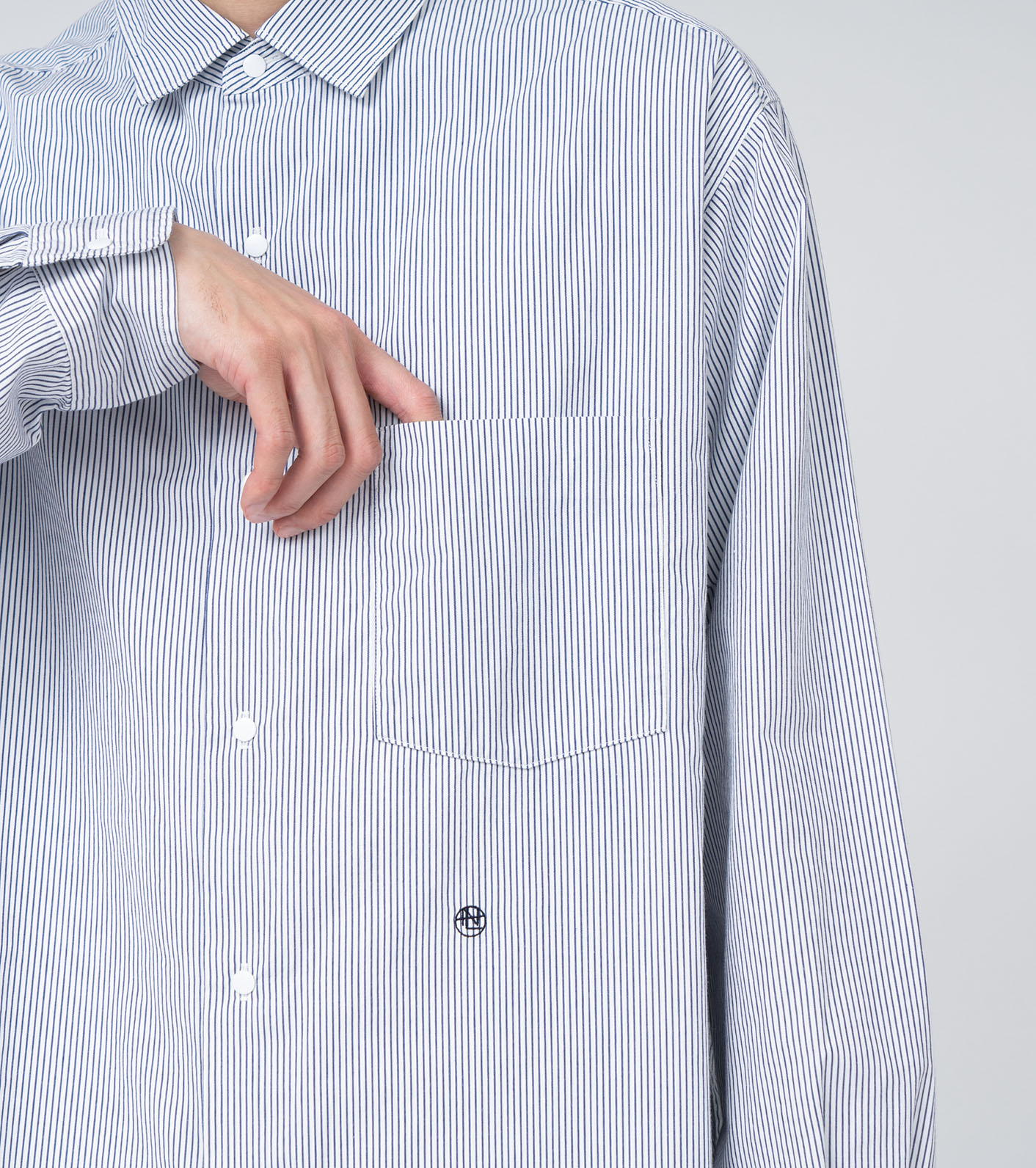 Regular Collar Stripe Wind Shirt