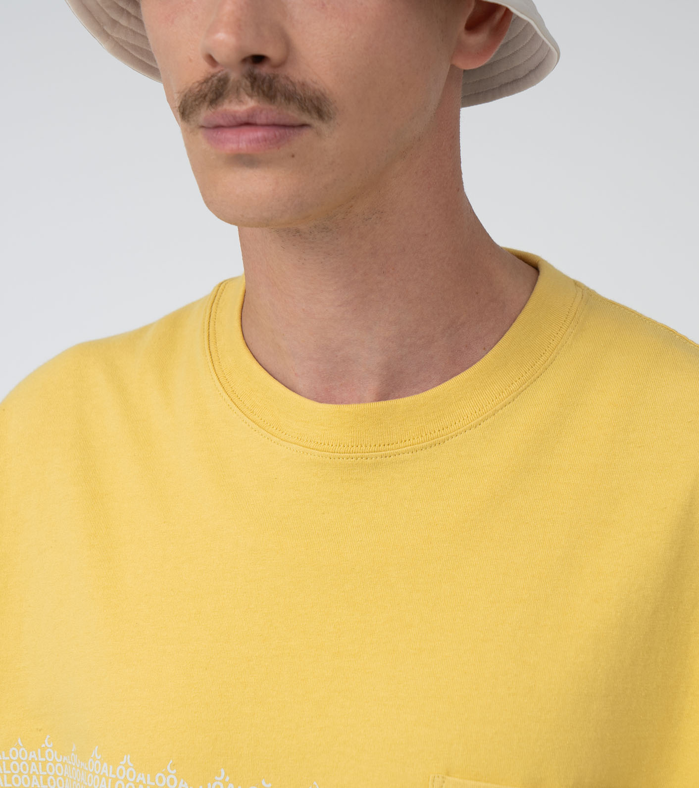 OOAL Graphic Pocket Tee