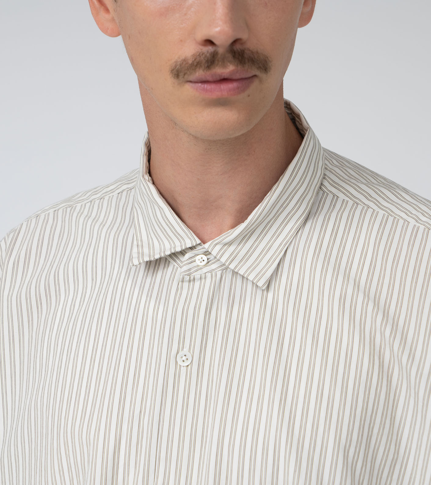 Regular Collar Wind Shirt