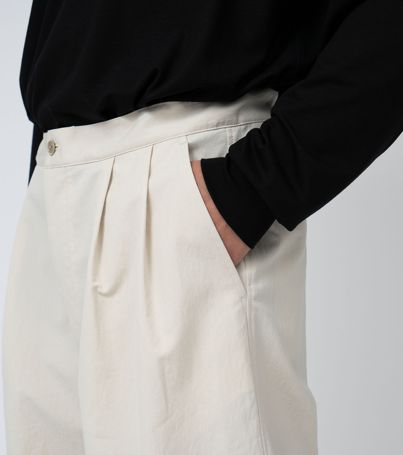 ALPHADRY Double Pleats Shorts