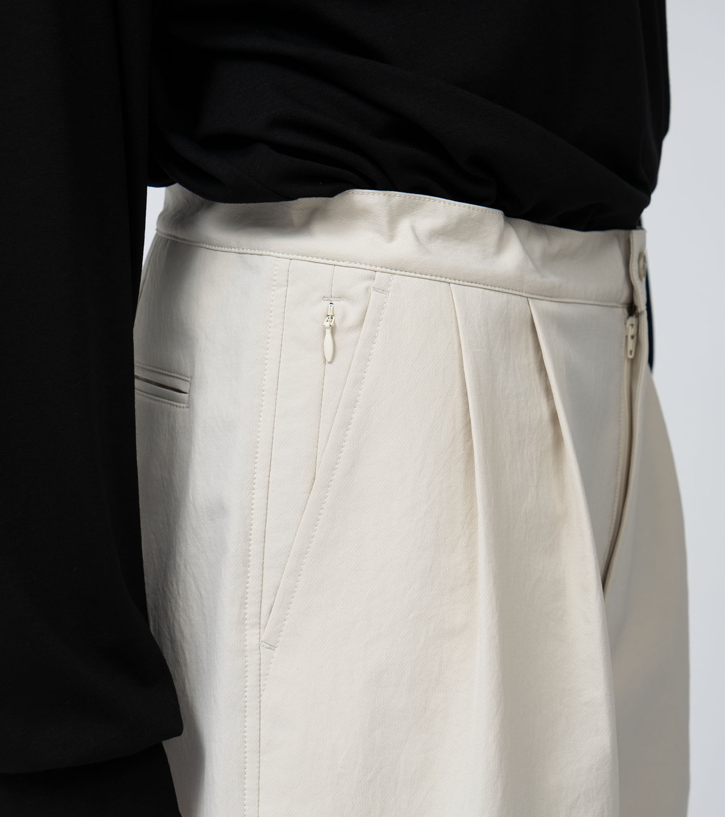 ALPHADRY Double Pleats Shorts