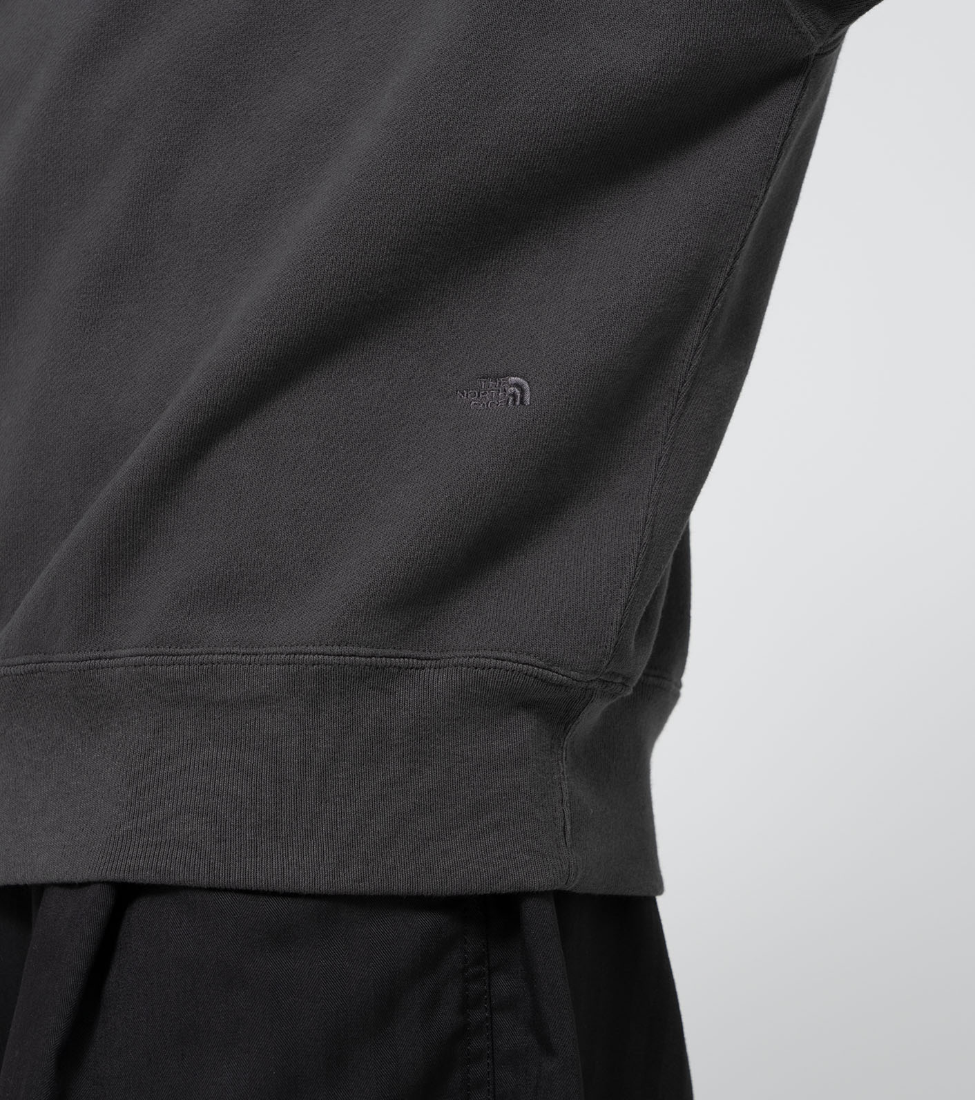 11oz Field Cropped Sleeve Sweatshirt