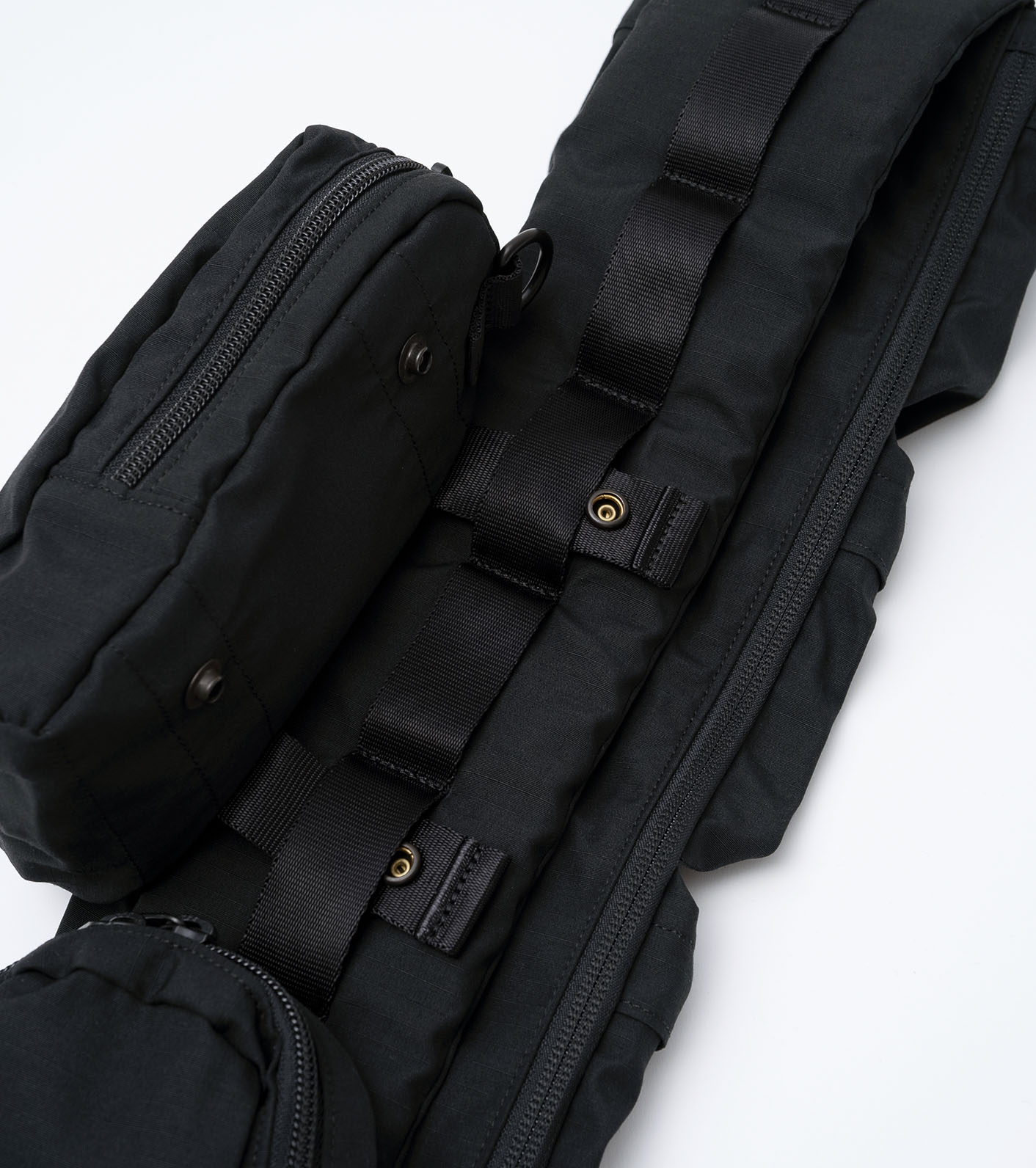 Mountain Wind Sling Bag