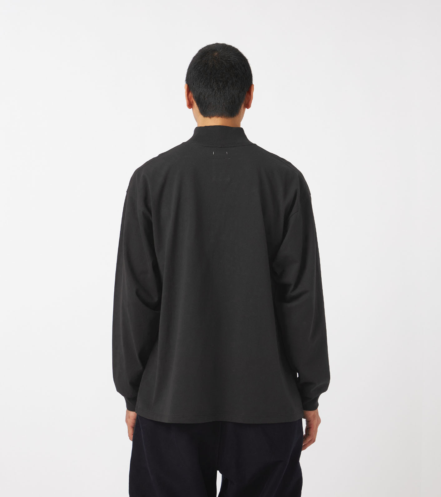 OOAL Mock Neck L/S Tee