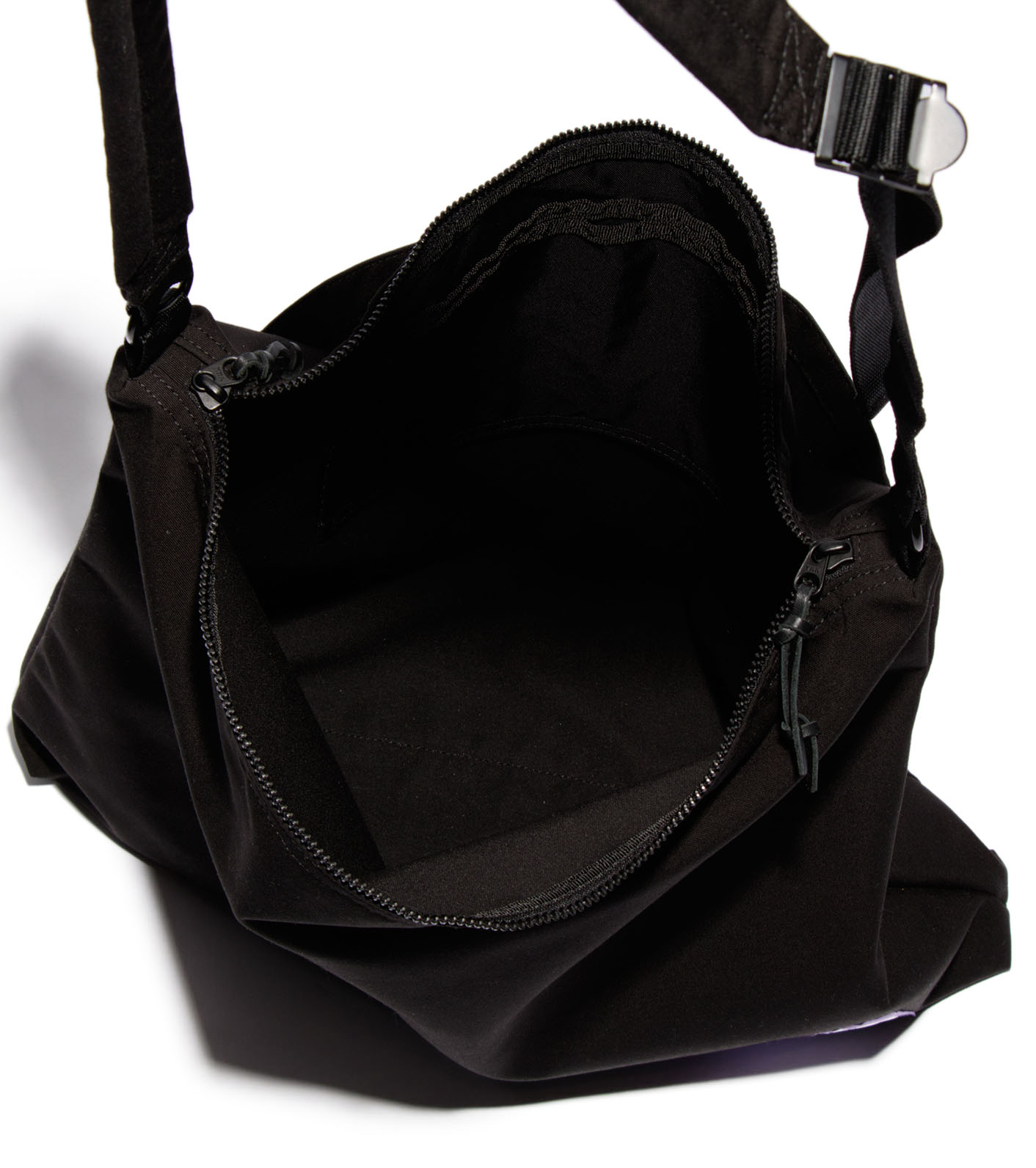 Field Shoulder Bag