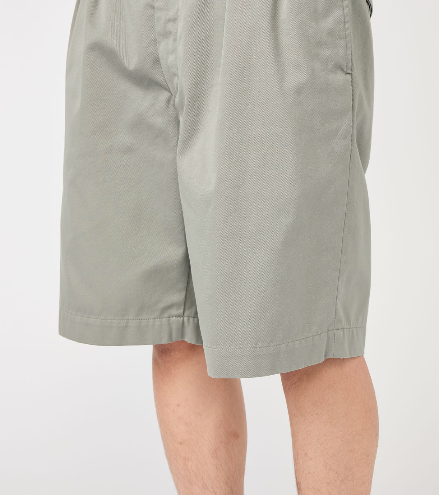 Double Pleated Chino Shorts