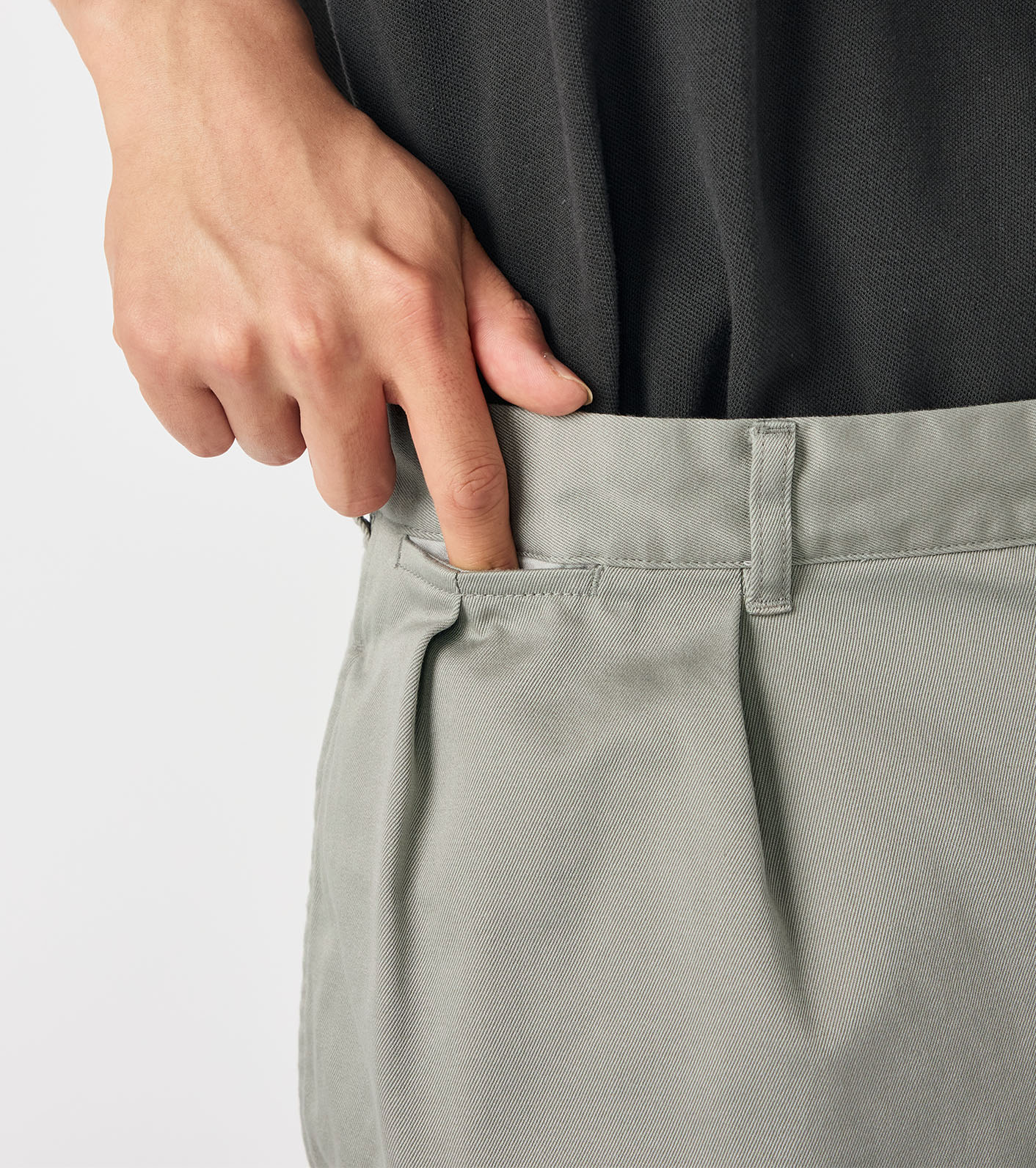 Double Pleated Chino Shorts