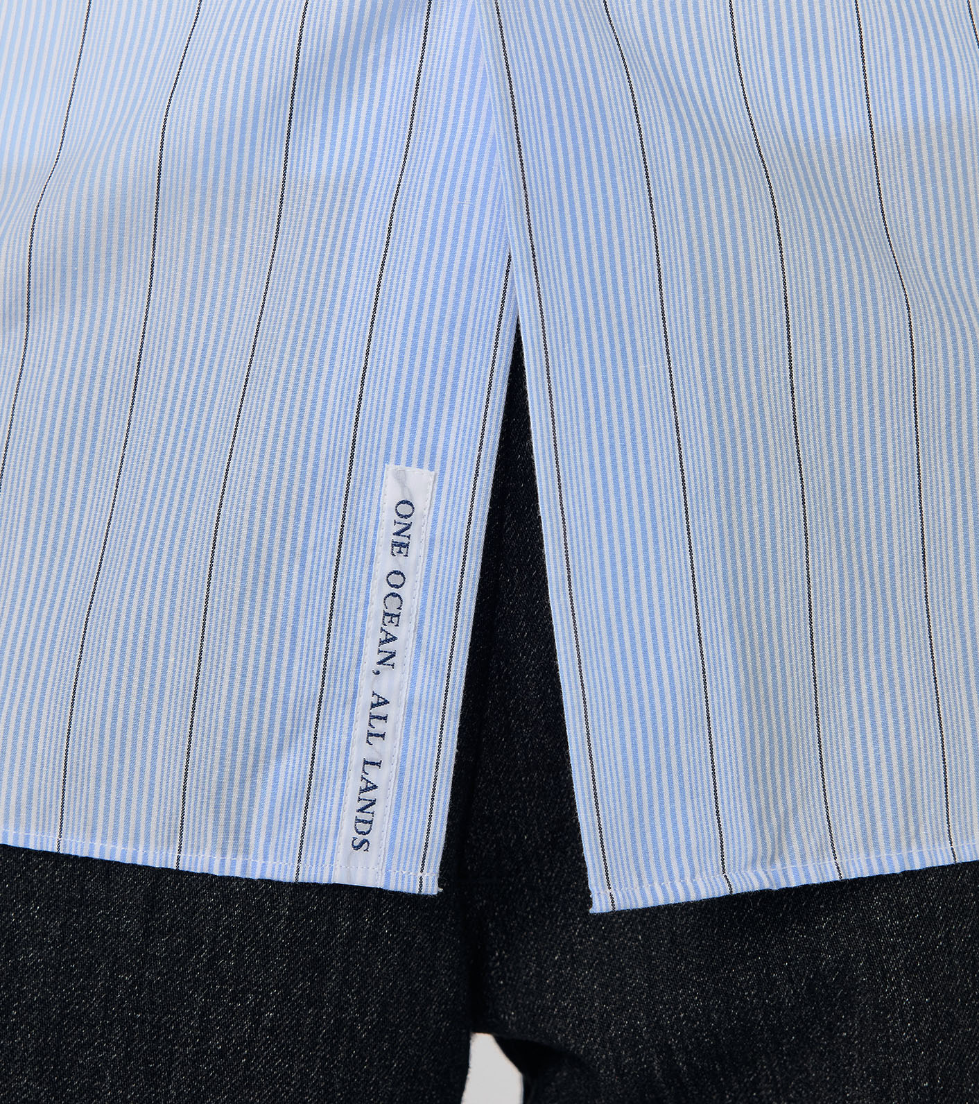 Regular Collar Stripe Wind Shirt