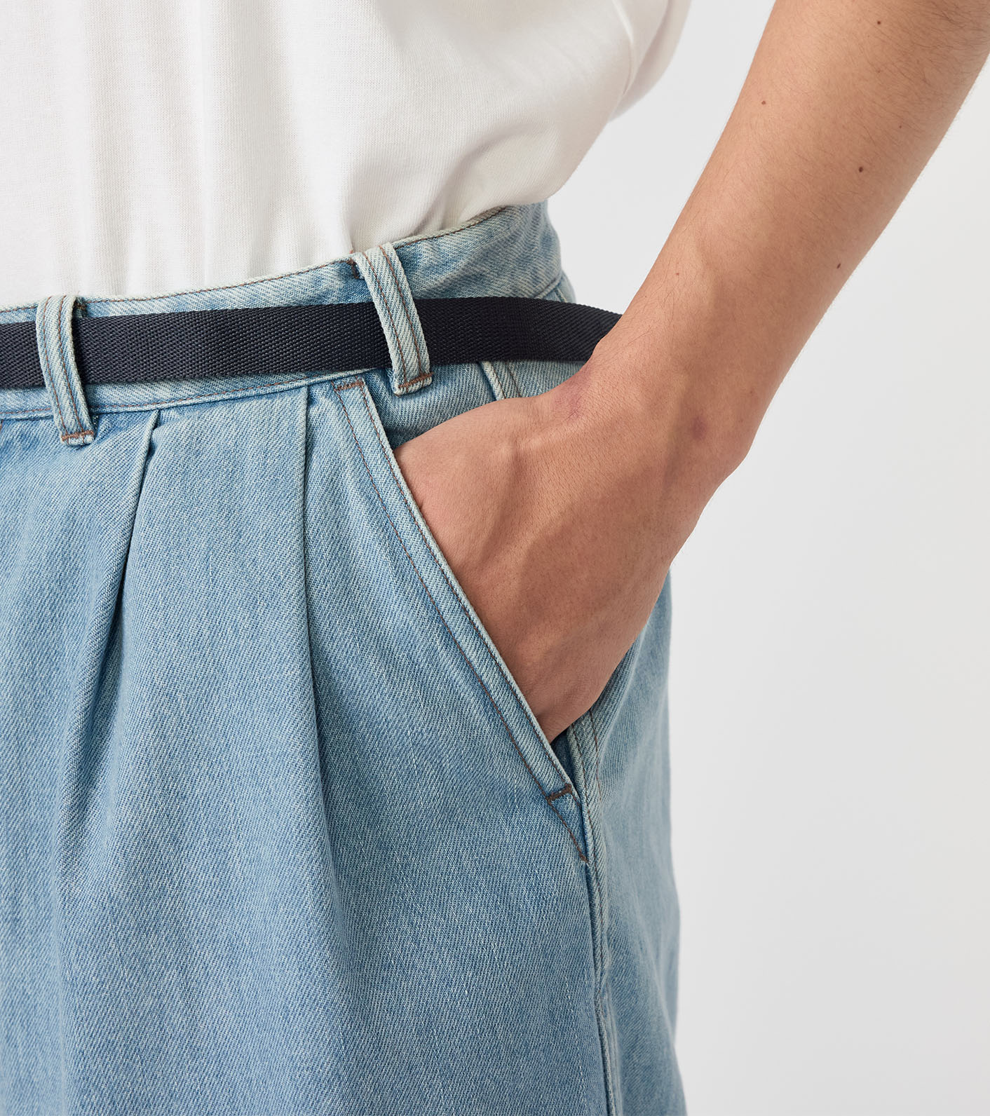 Denim Tuck Field Shorts