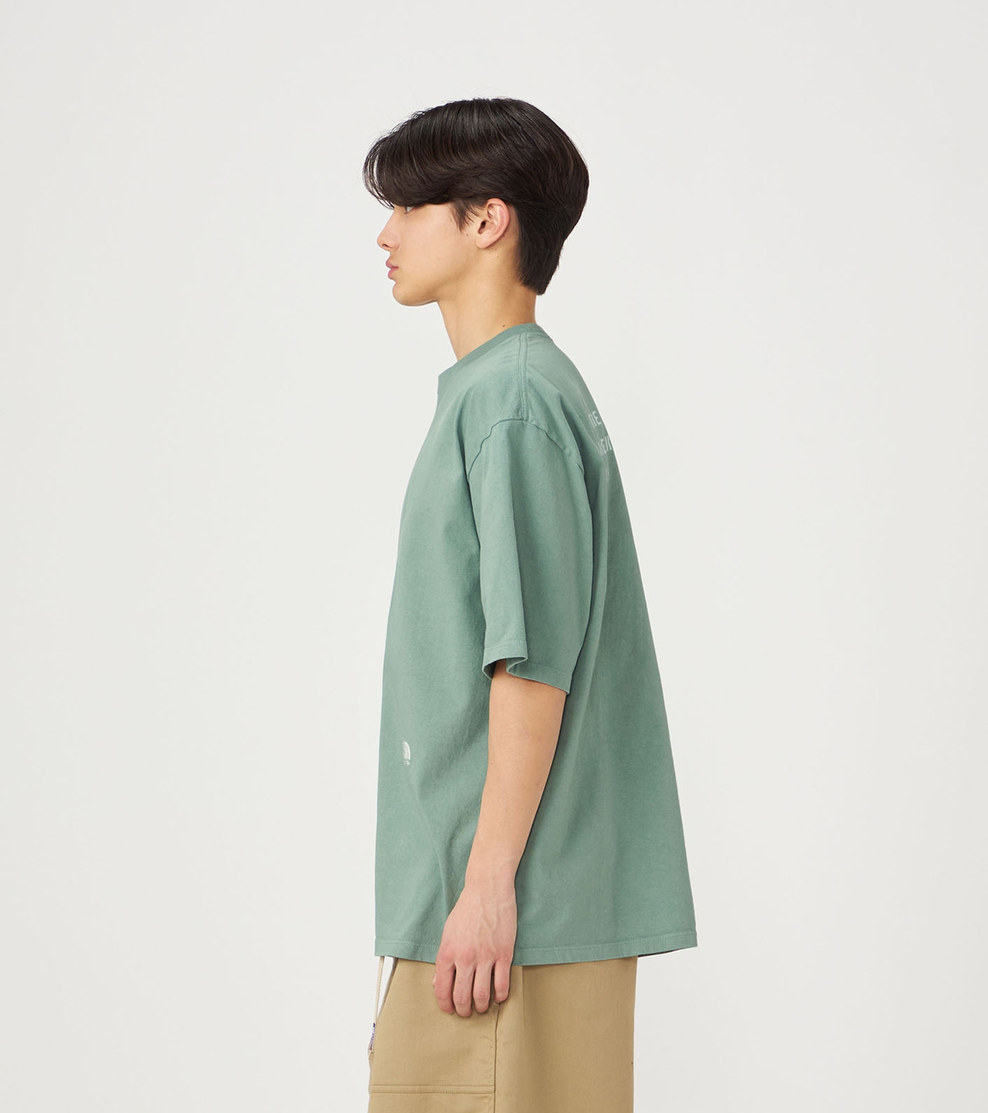 7oz Field Graphic Tee