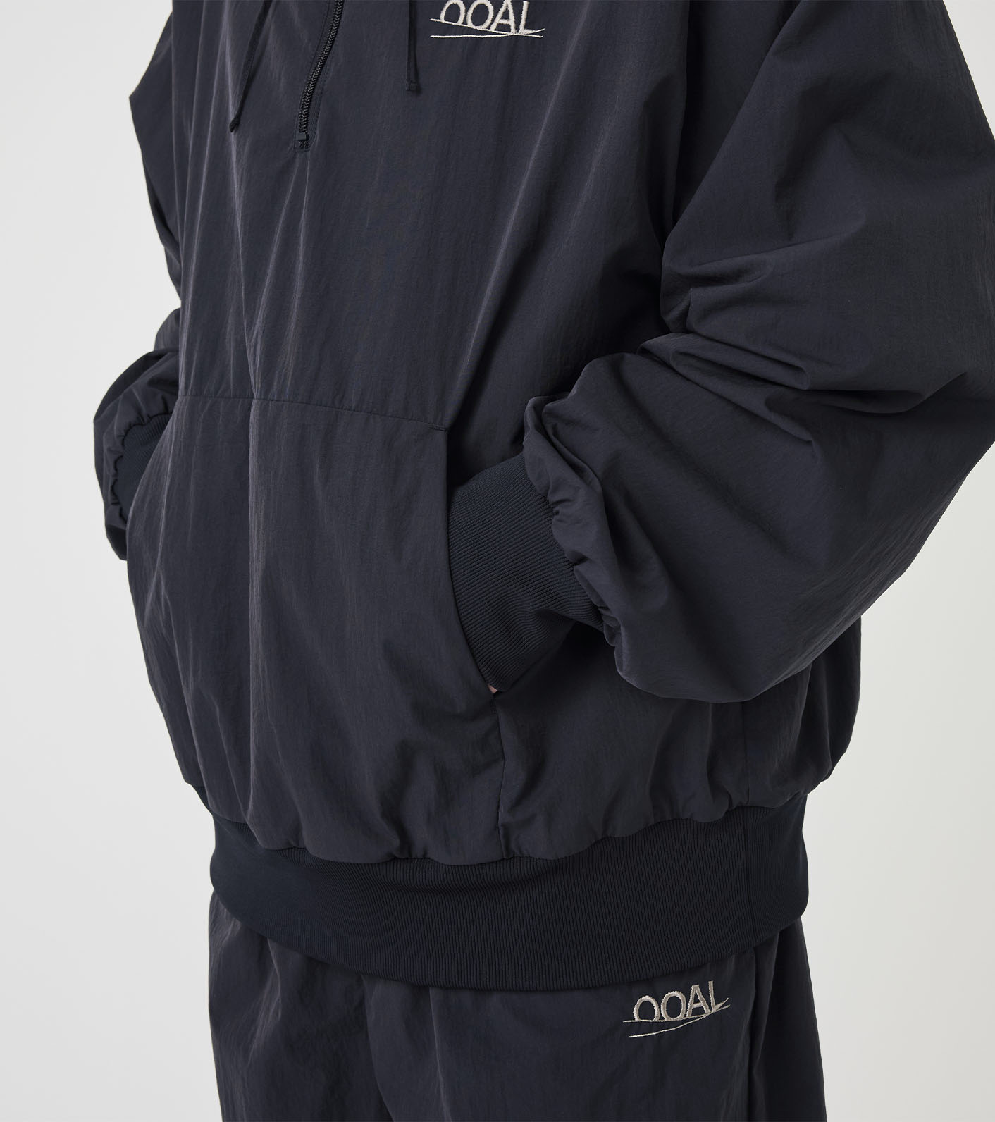 OOAL Wind Hooded Jacket