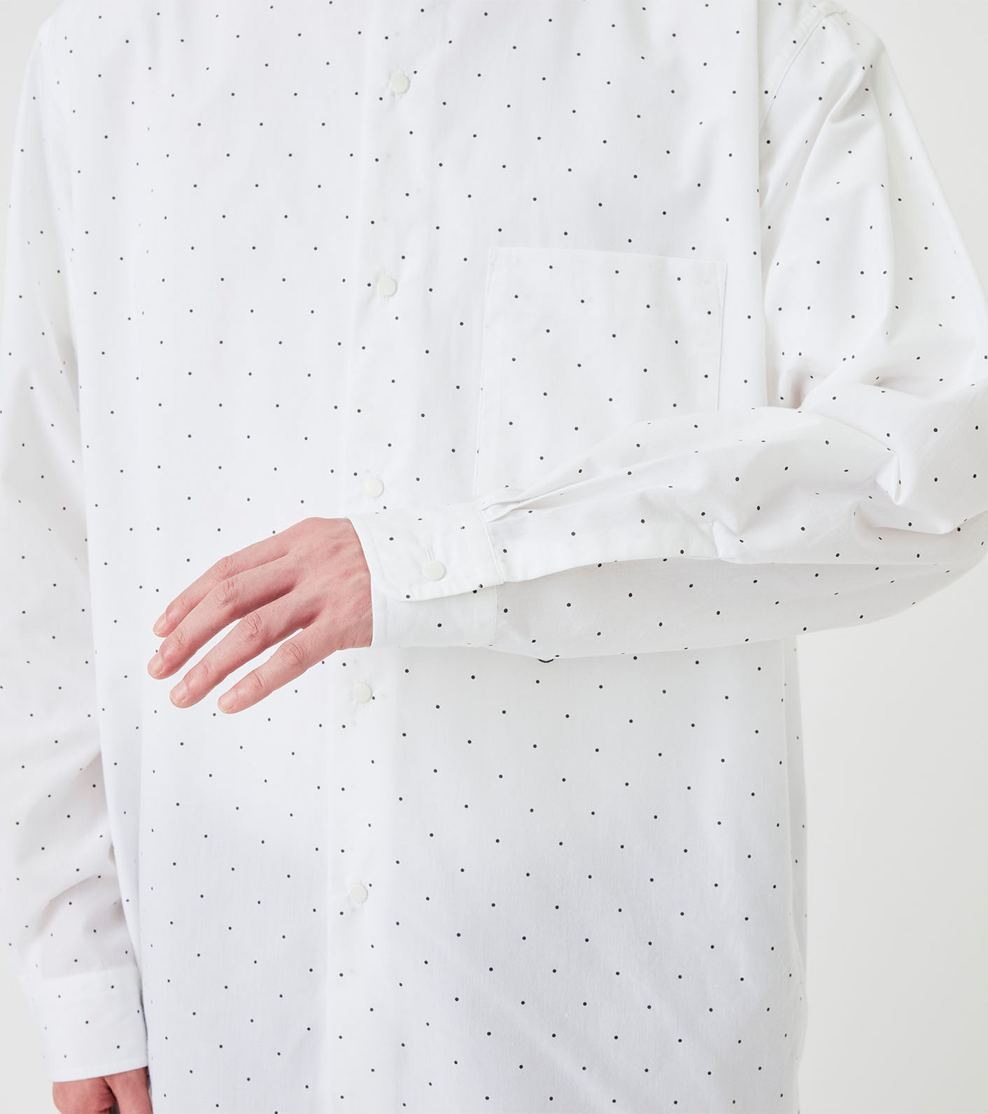 Regular Collar Dot Wind Shirt