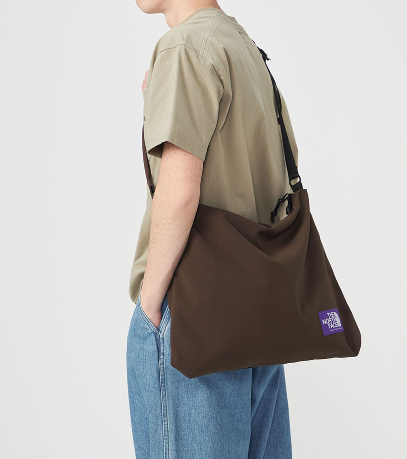Field Shoulder Bag