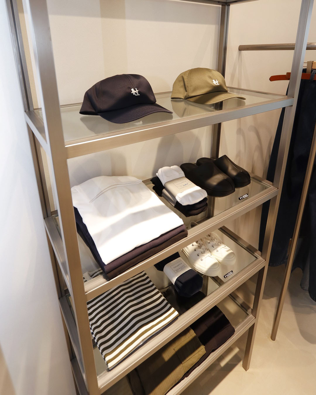 STORE - D.W.S. - edition english